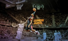 九游体育APP下载-欧冠淘汰赛之夜，库尔图瓦点燃赛场