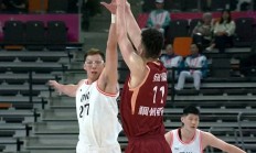 九游体育APP-新疆队险胜青岛队，胡金秋高光表现