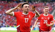 九游官网-包含里尔取得关键胜利，稳固积分榜前列的词条