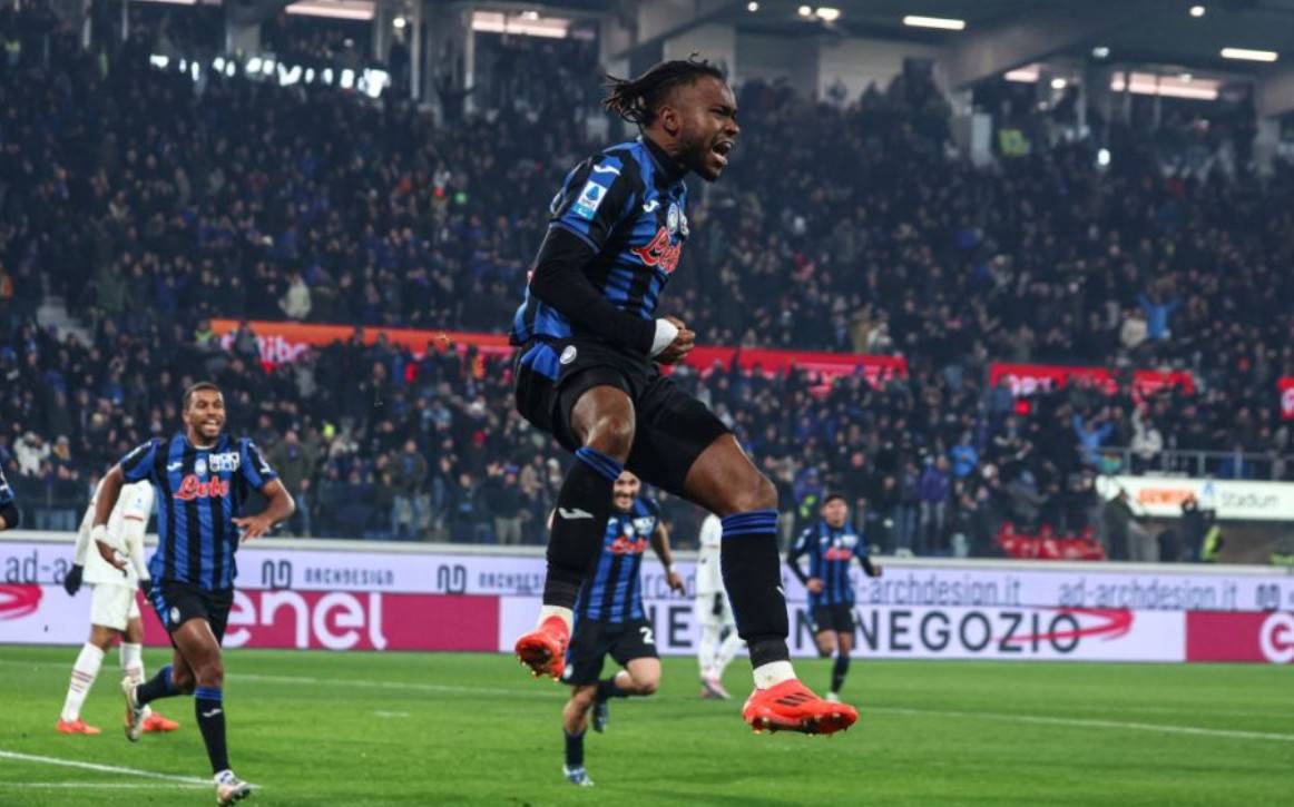 包含国米球队正面临困境，全力备战下一场比赛的词条