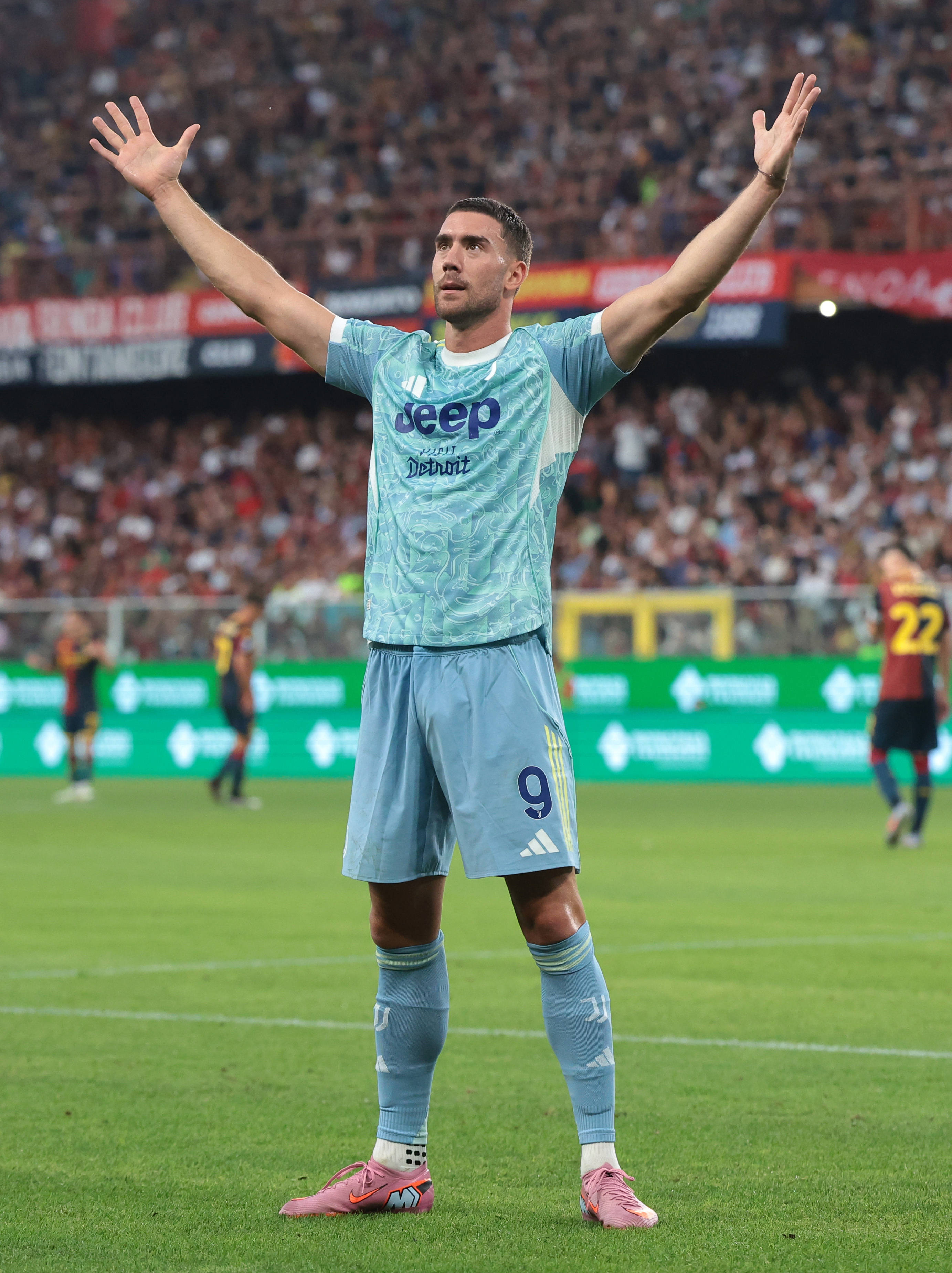 包含尤文图斯胜热那亚，保级压力稍减的词条