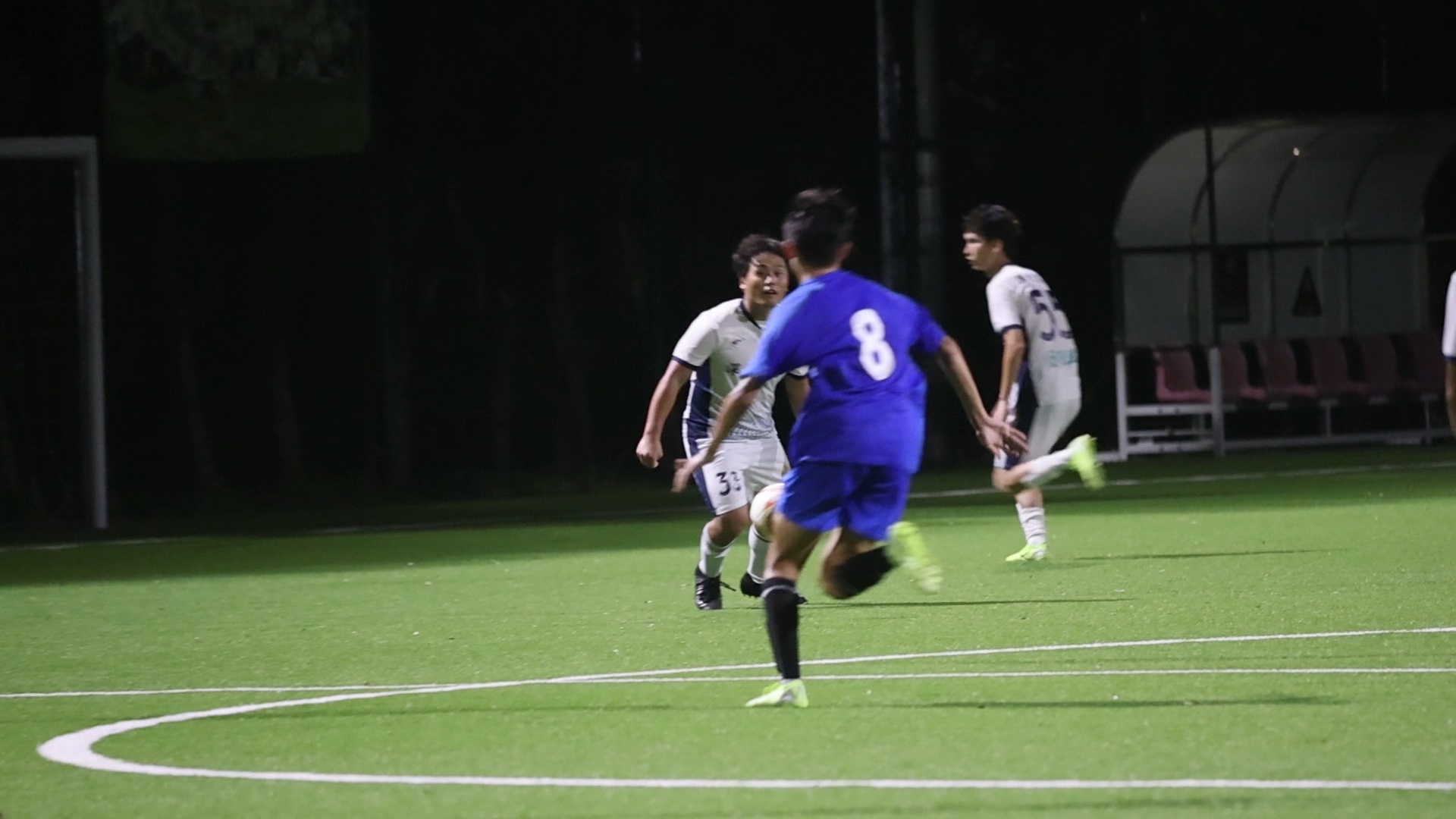 足球职业联赛赛场上的精彩瞬间如何把握? 足球职业联赛赛场上的精彩瞬间如何把握?