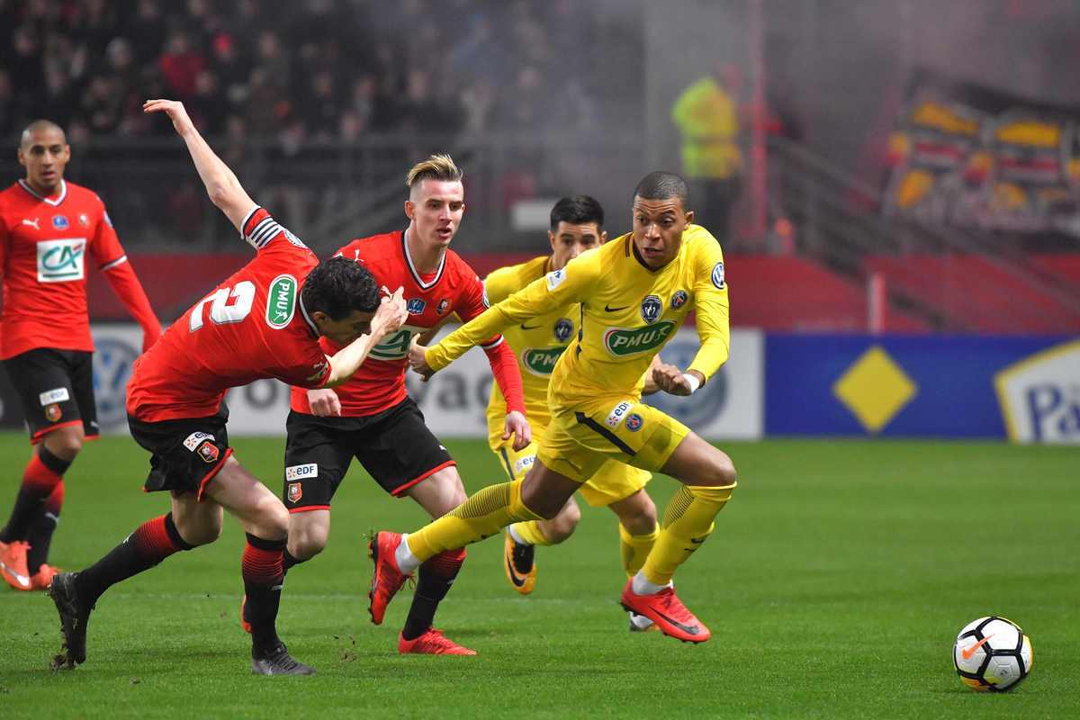 尼斯队势如破竹，法国足球联赛中取得连胜的简单介绍