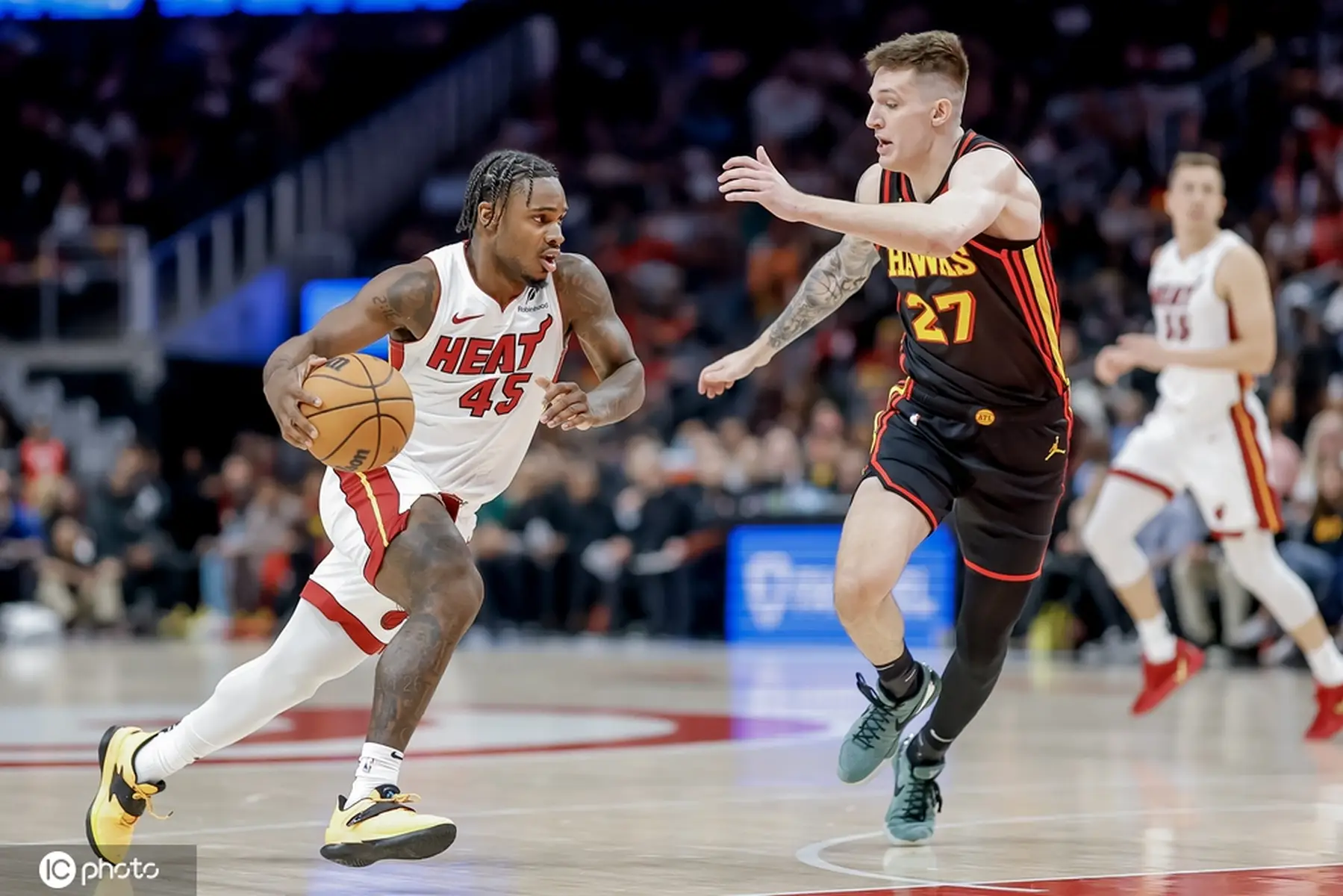 雄鹿逆转热火B队，特雷杨制霸全场的简单介绍