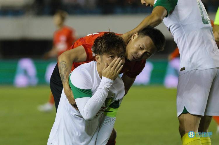 竞赛中球员纪律不端,遭到处罚 竞赛中球员纪律不端,遭到处罚