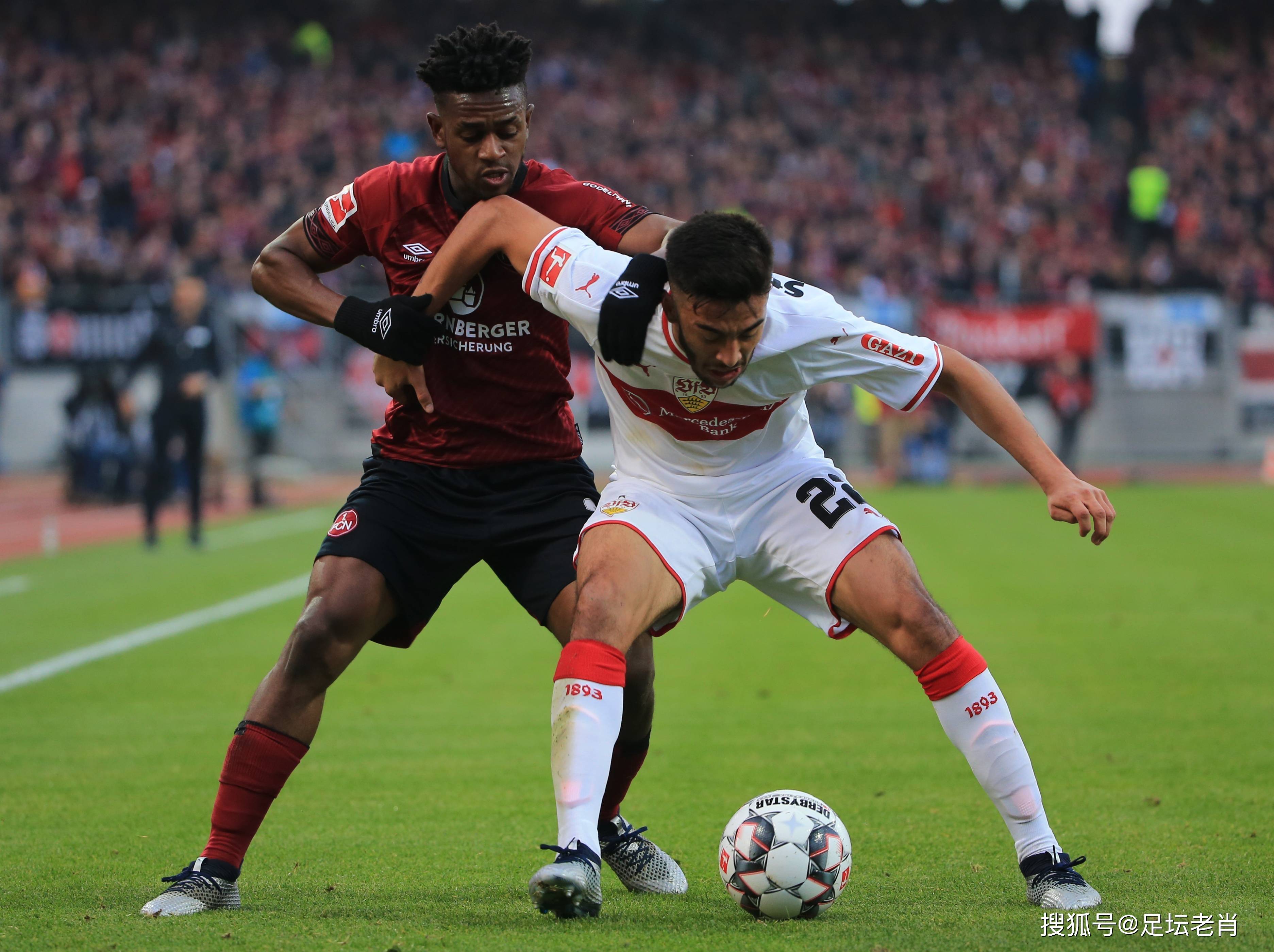 包含马赛主场告捷，领先巴黎圣日耳曼领跑法甲的词条