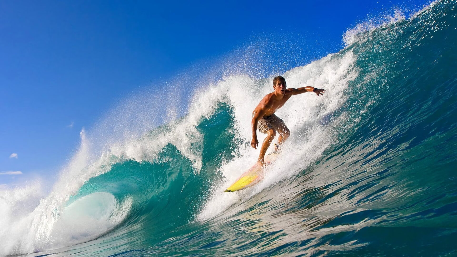 秘鲁血脉,法兰西战场,当欧冠淘汰赛的焦点照进南美足球的倔强灵魂